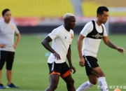 LOL赛事-包含武汉卓尔队火线签下新外援引发关注的词条