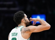 -马刺力克凯尔特人，塔图姆状态火热