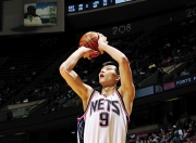 英雄联盟总决赛2025-76人轻取山西队，易建联刷新纪录