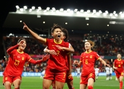 英雄联盟总决赛赛程-国内女足比赛精彩纷呈，吸引众多球迷