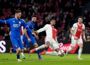 英雄联盟总决赛门票-关于雷丁罚下一人，客场逼平对手的信息