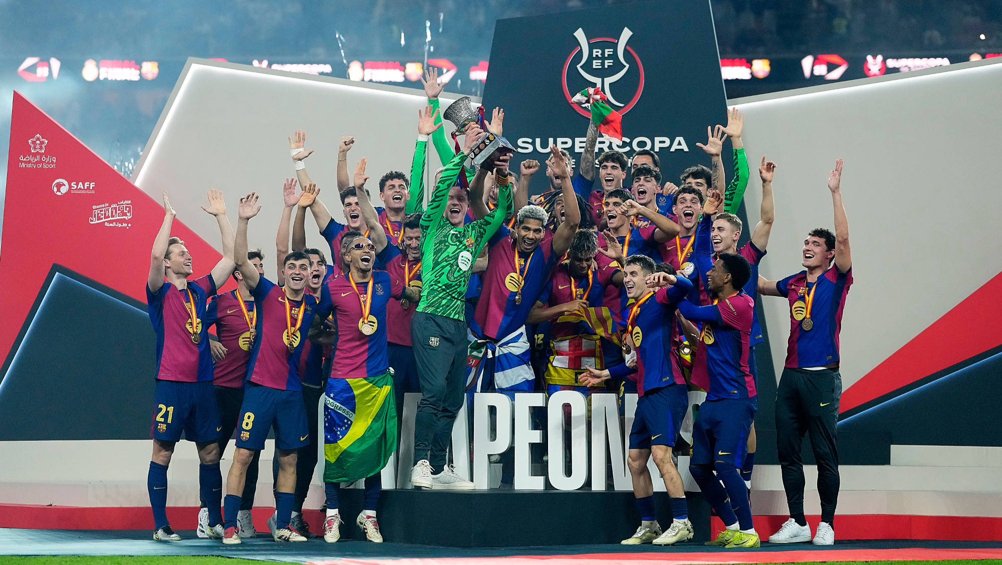 西班牙男篮队员荣膺MVP殊荣 西班牙男篮队员荣膺MVP殊荣