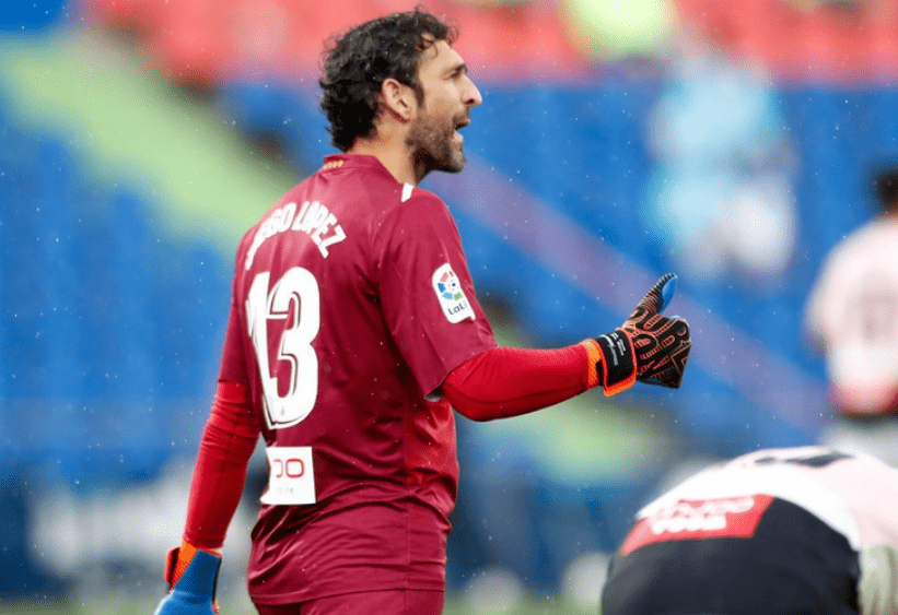 关于雷丁罚下一人，客场逼平对手的信息