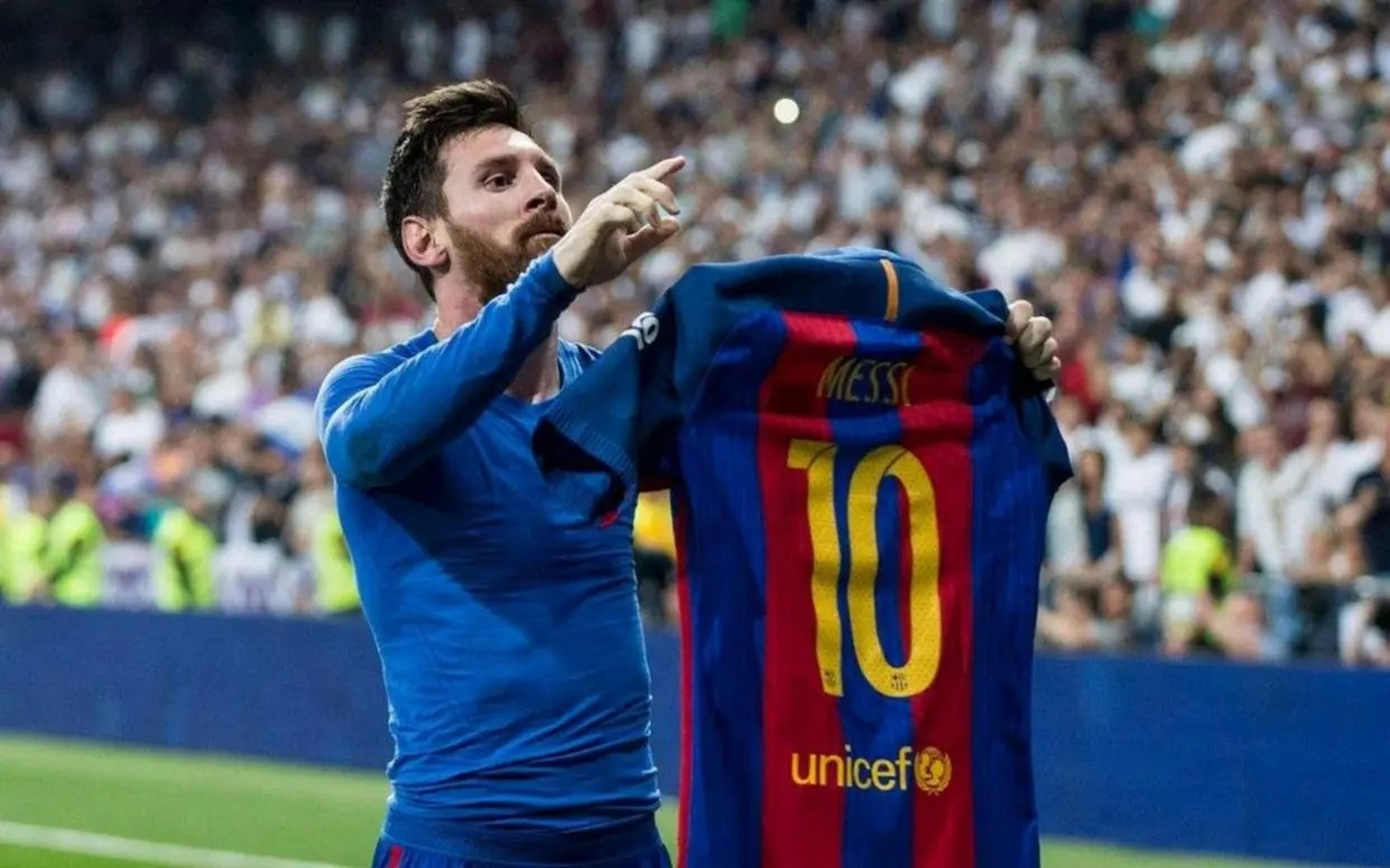 国际足坛精彩瞬间回放,感动再现 国际足坛精彩瞬间回放,感动再现