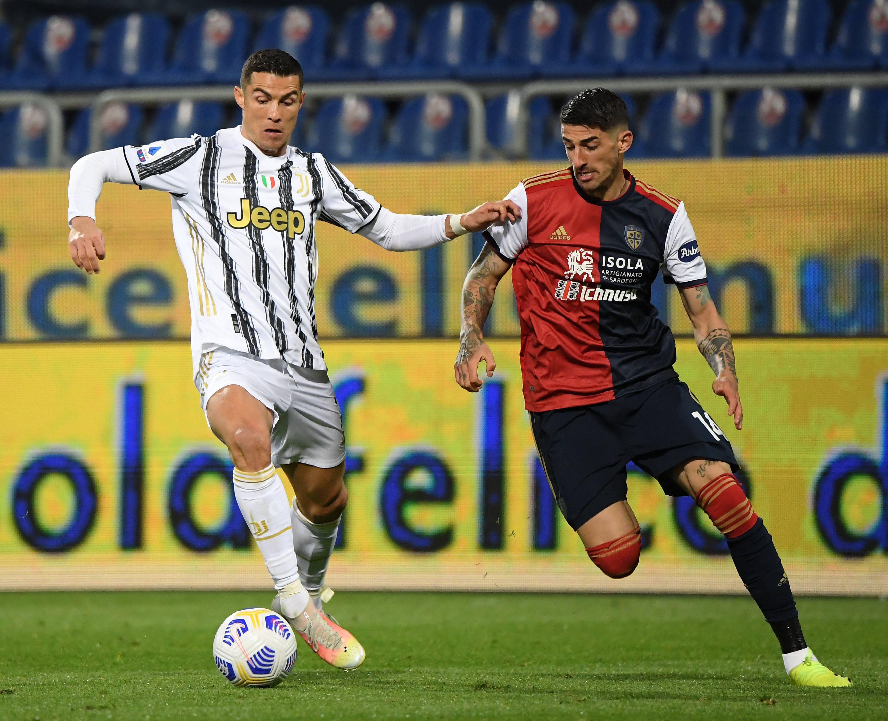 包含尤文图斯客场作战战绩不俗,保持不败纪录的词条 包含尤文图斯客场作战战绩不俗,保持不败纪录的词条