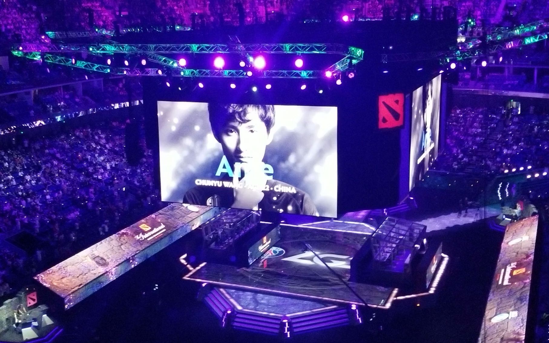 包含TI国际邀请赛赛事精彩瞬间盘点,年度回顾震撼登场的词条 包含TI国际邀请赛赛事精彩瞬间盘点,年度回顾震撼登场的词条