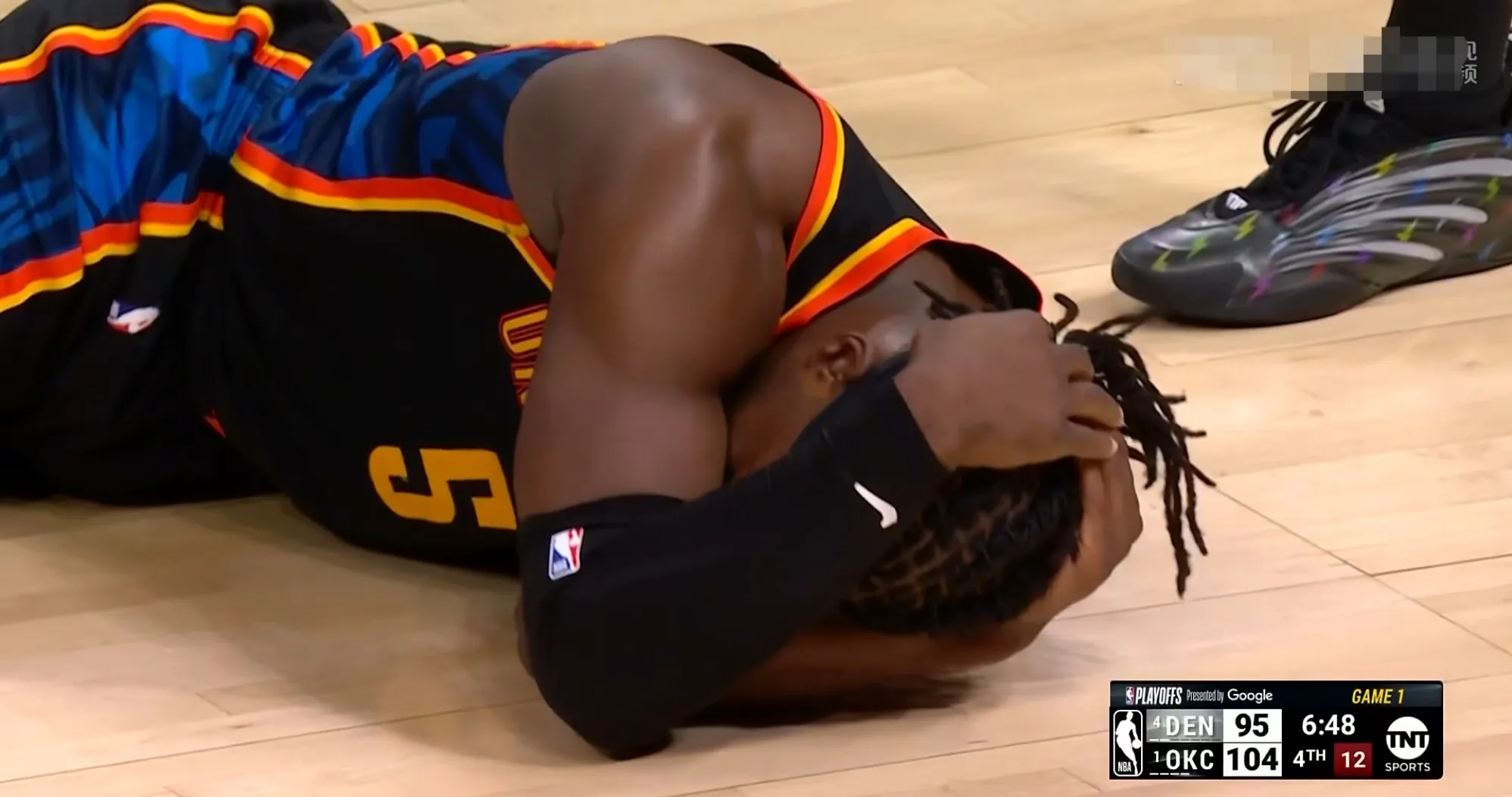 骑士碾压新疆队,约基奇统治全场 骑士碾压新疆队,约基奇统治全场