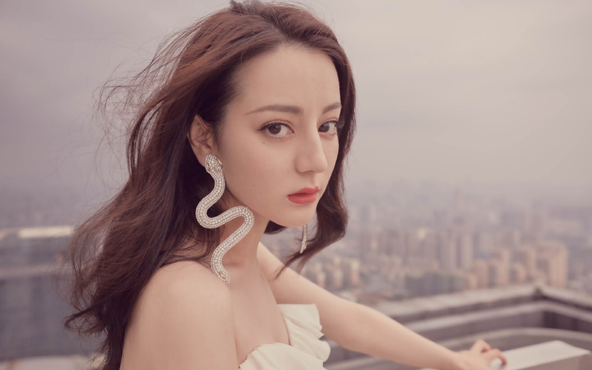 跨界英雄,当篮球巨星布克空降意甲焦点夜,压力之下诠释何为终极爆发