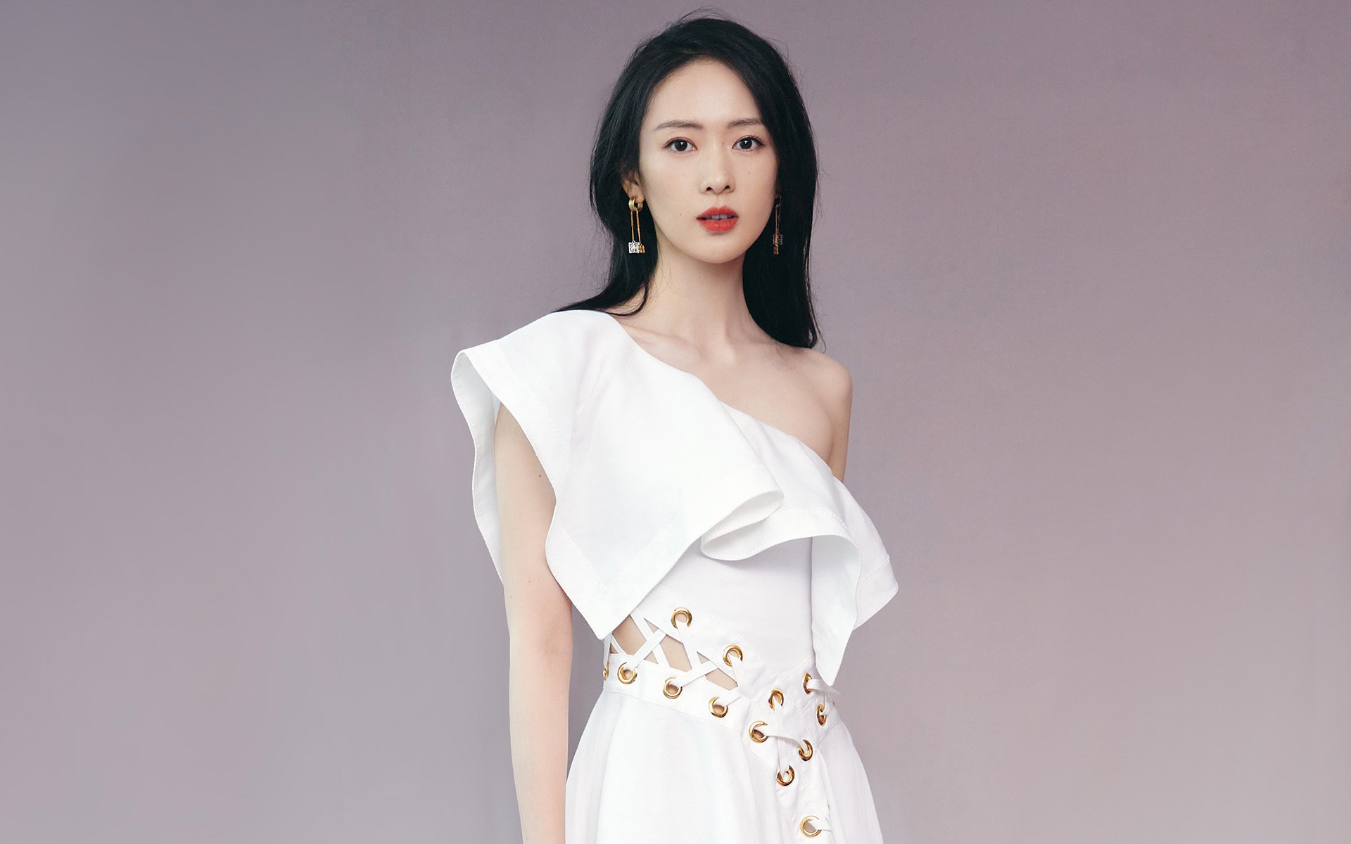 那夜，德甲冠军的幽灵在安联球场游荡，门迪用一次沉默的最后通牒证明了自己的唯一性